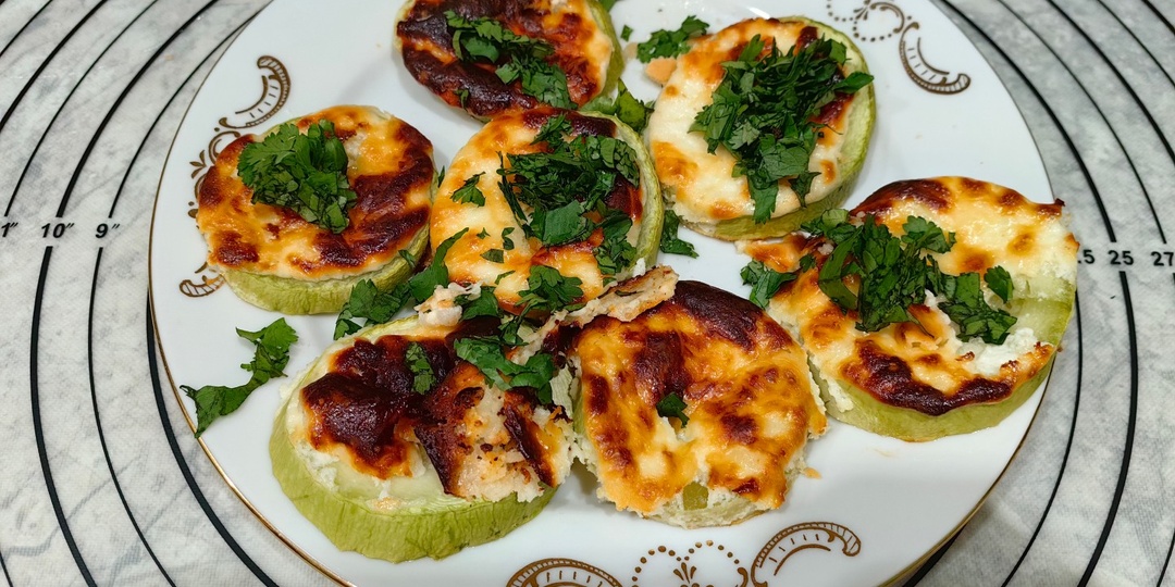 Кабачки, запеченные с сыром: ПП-рецепт