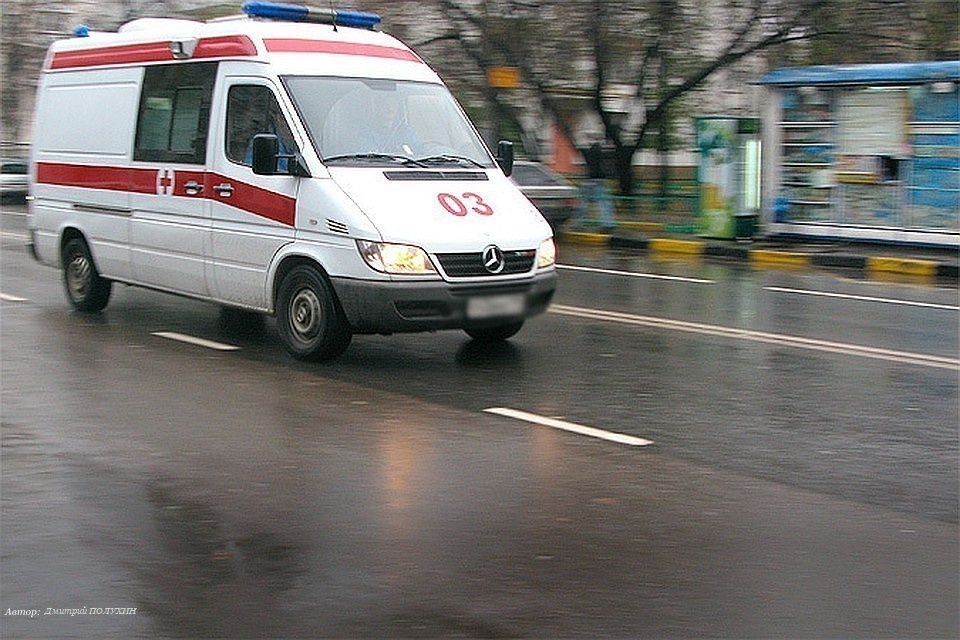    В Ростове-на-Дону ввели режим ЧС после ночной атаки ВСУ Дмитрий ПОЛУХИН
