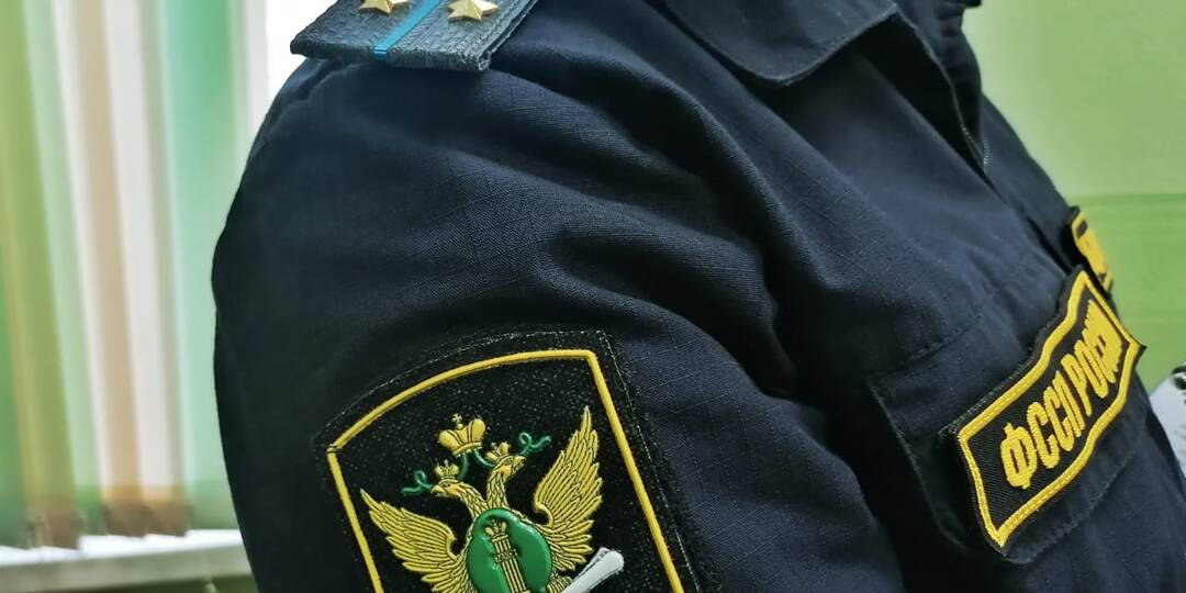Медведь вышел к судебным приставам на руднике в Кузбассе