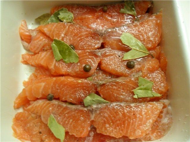 Солим кету в домашних условиях. Попробуйте сделать- очень вкусно!