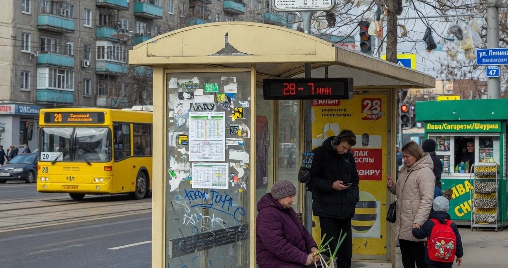 Новый ГОСТ защитит пассажиров на остановках общественного транспорта