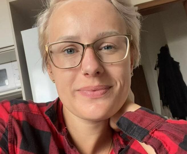 -С тебя 16 т. за ночь, я премиум мужчина. Перевод или наличные? Итог свидания с мужчиной 45 лет. 1 фраза поставила его на место.