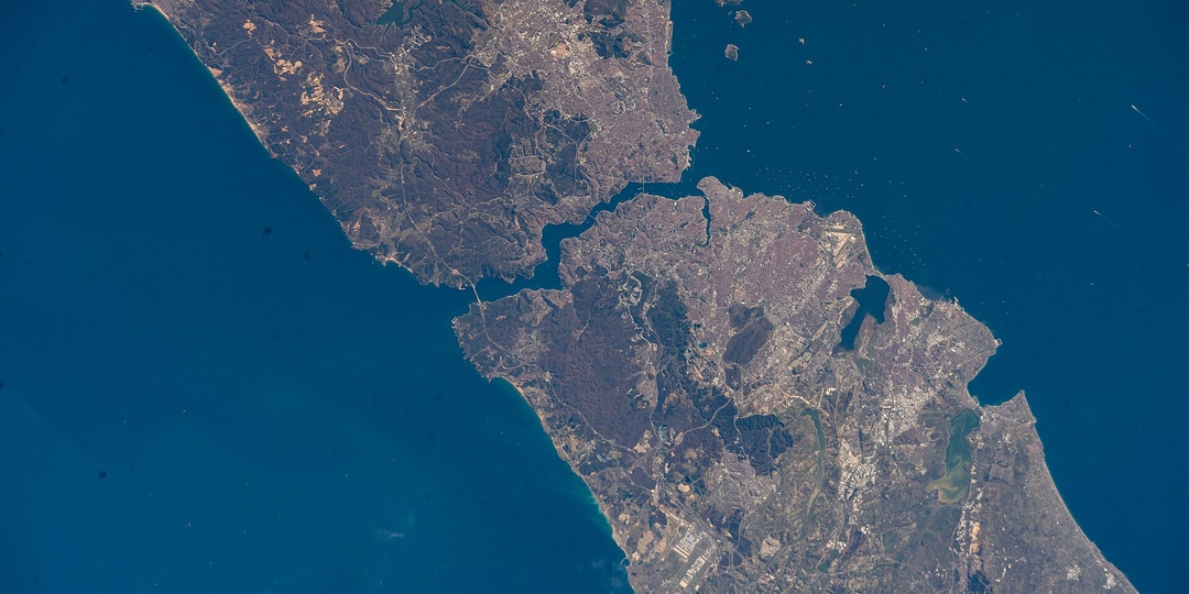 На дне Чёрного моря течёт настоящая река. Она мощнее Рейна в 10 раз