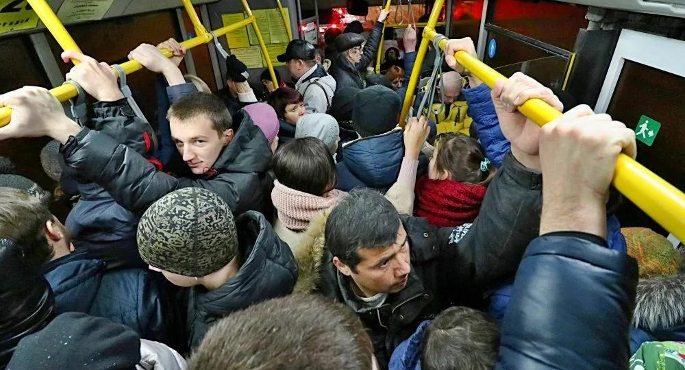 ⏳ «Работаем больше, отдыхаем меньше: куда исчезает время, которое должно принадлежать человеку?»