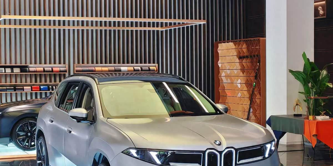 Новый BMW iX3 Long Wheelbase уже у дилеров: запас хода до 919 км и цена от 3,08 млн рублей