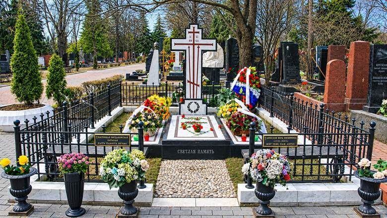 Галина Вишневская. Ровно сто лет назад родилась одна из величайших оперных певиц 20 века