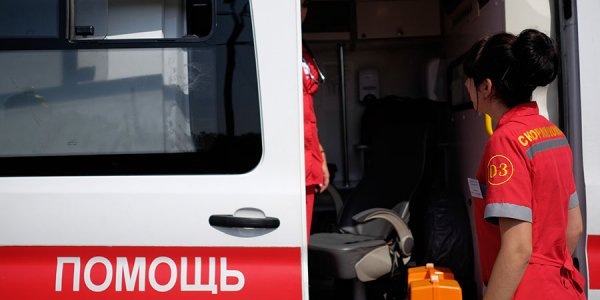 Врач ФК «Локомотив» помог пострадавшим при атаке БПЛА на поезд Анапа — Москва