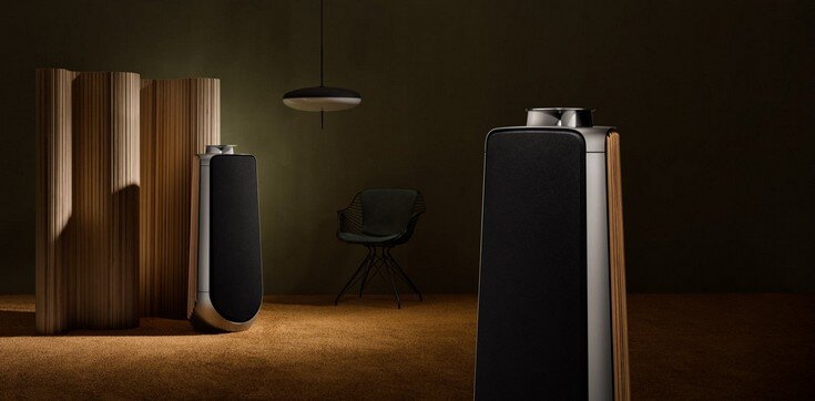 Beolab 50. Цена примерно 1,200,000 ₽. За штуку.