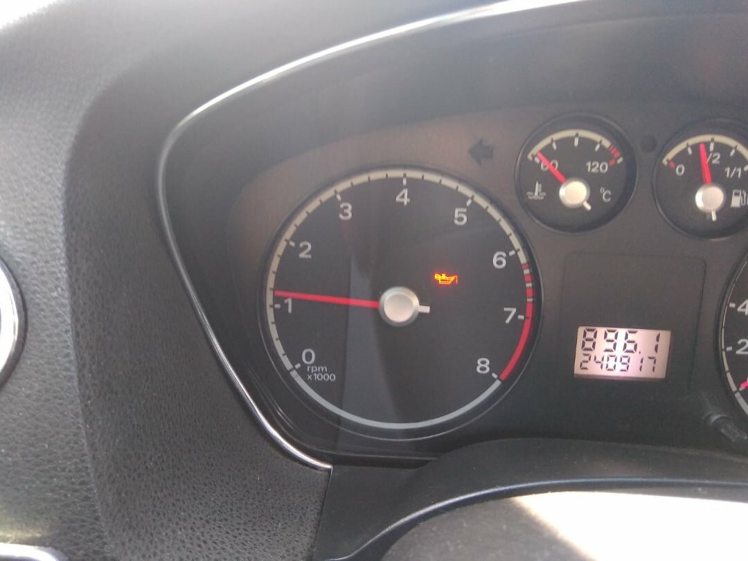 Сигнализатор давления масла