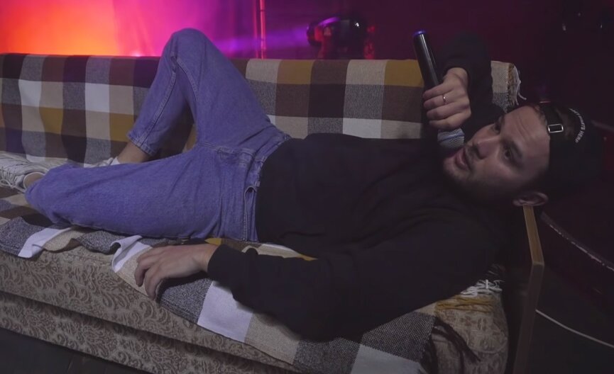 Макс Корж
​Фото: кадр из видео
