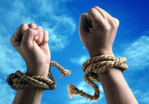 Плюнуть и кинуть: как избавиться от негативных привычек и достичь успеха