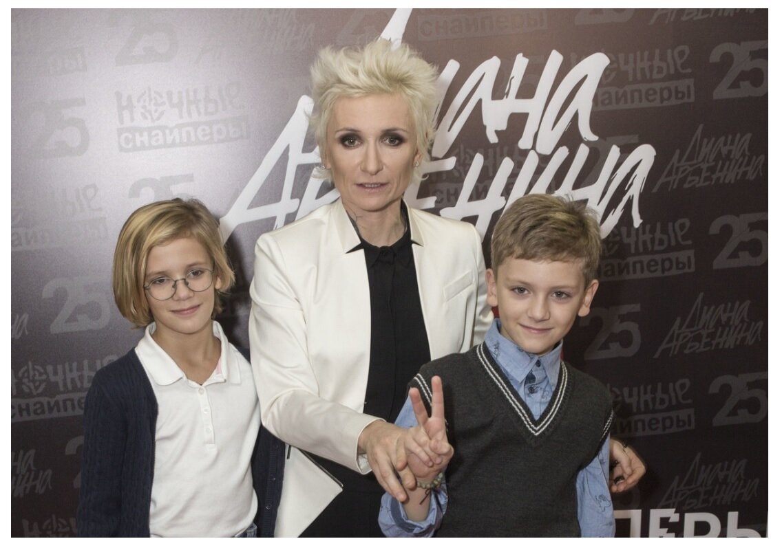 Диана Арбенина у многочисленных поклонников никак не ассоциируется с заботливой мамочкой