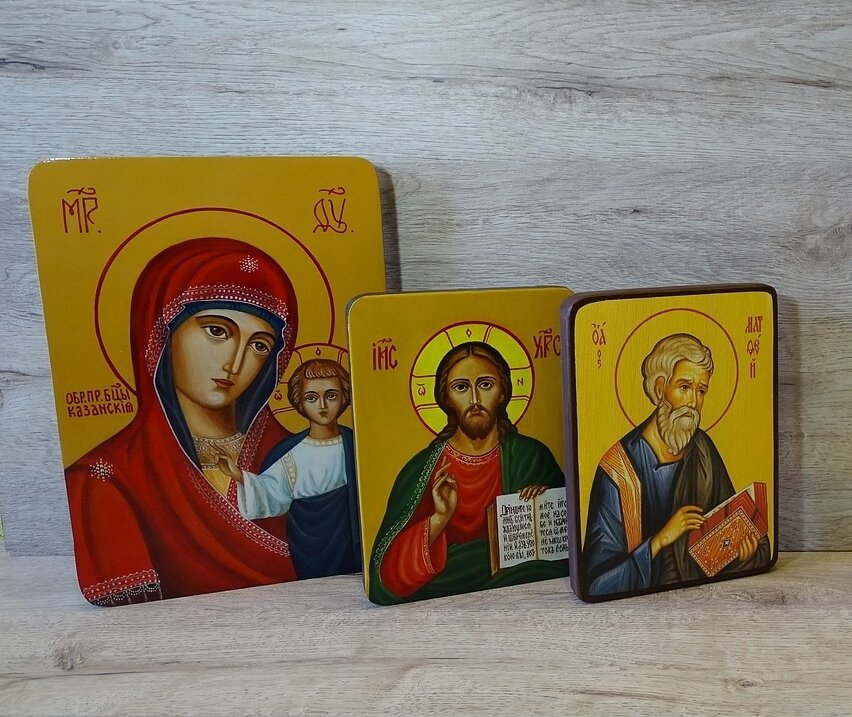 Иконы Богородицы, Спасителя и св.Моисея