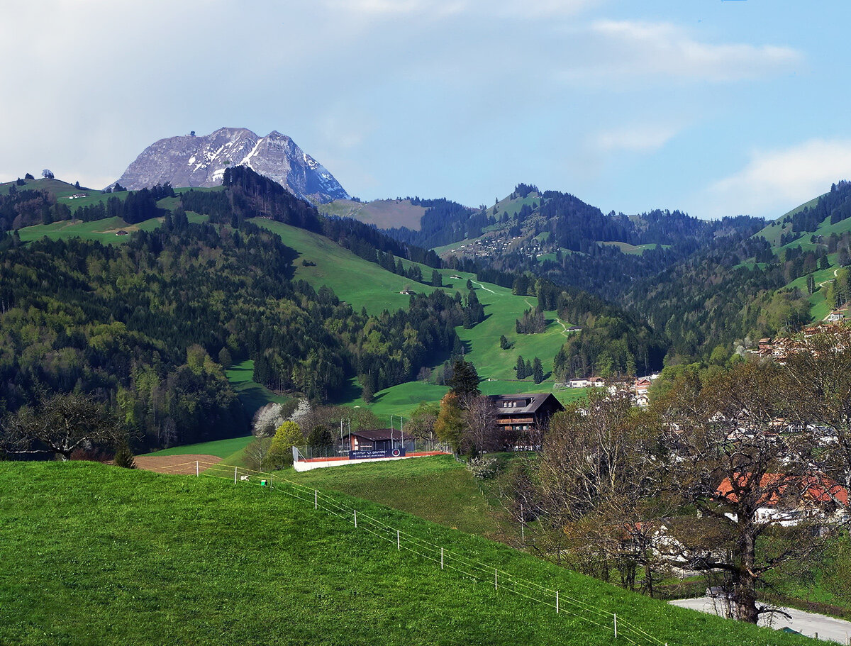  Молезон - самая высокая гора в кантоне Фрибур, Швейцария
