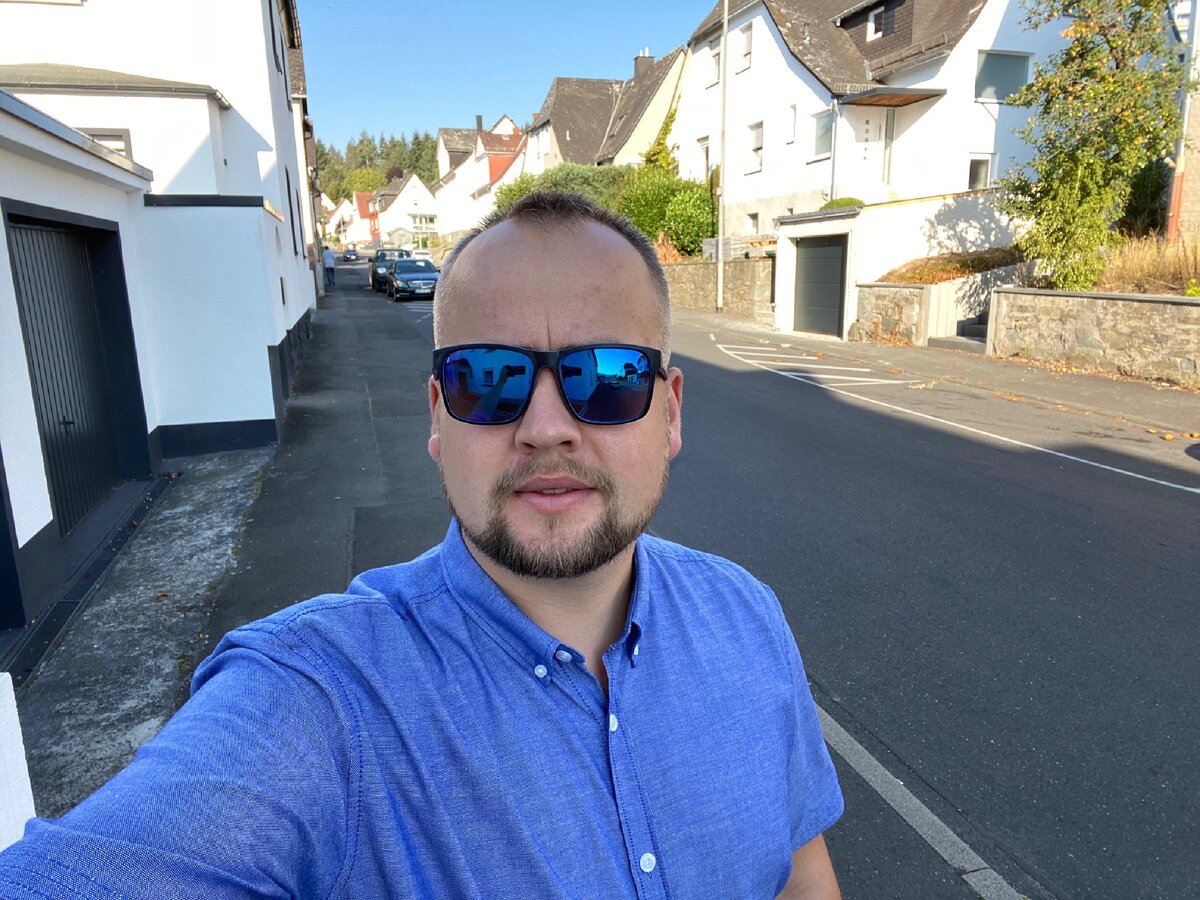 Топаю на работу 