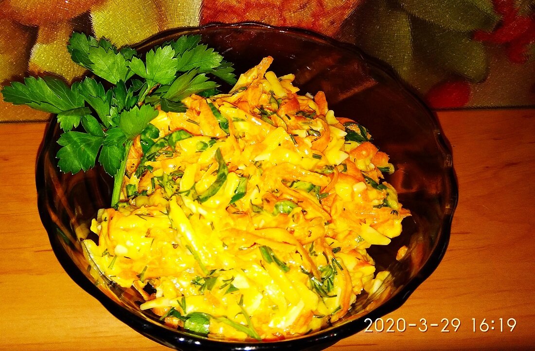 Лёгкий яблочный салатик,диетический.Для детей и кто следит за фигурой.