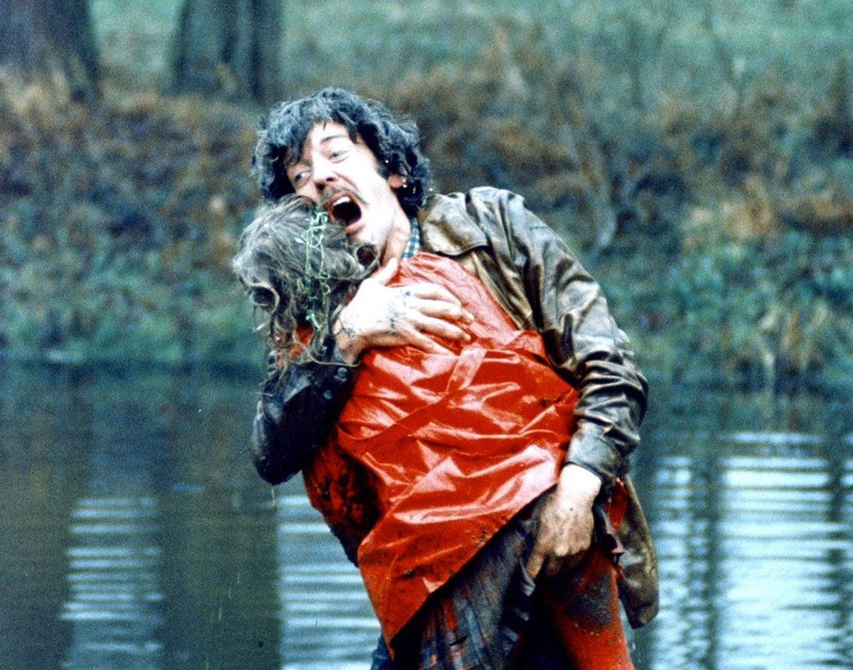 Кадр из фильма "А теперь не смотри", 1973 г.
