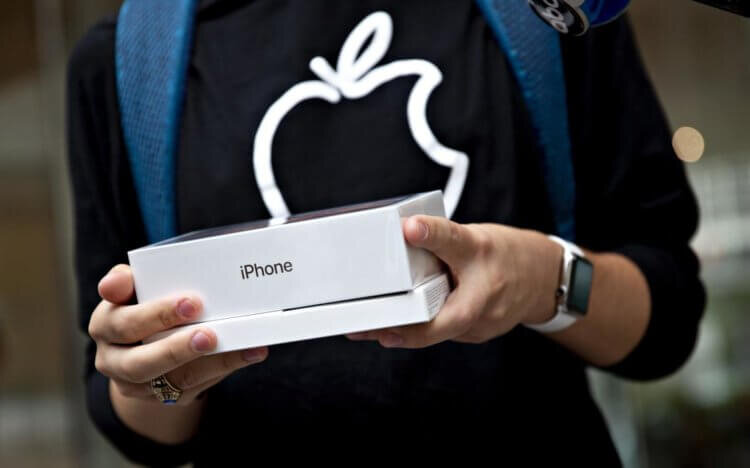 iPhone прошлых лет подешевели в России не так уж существенно