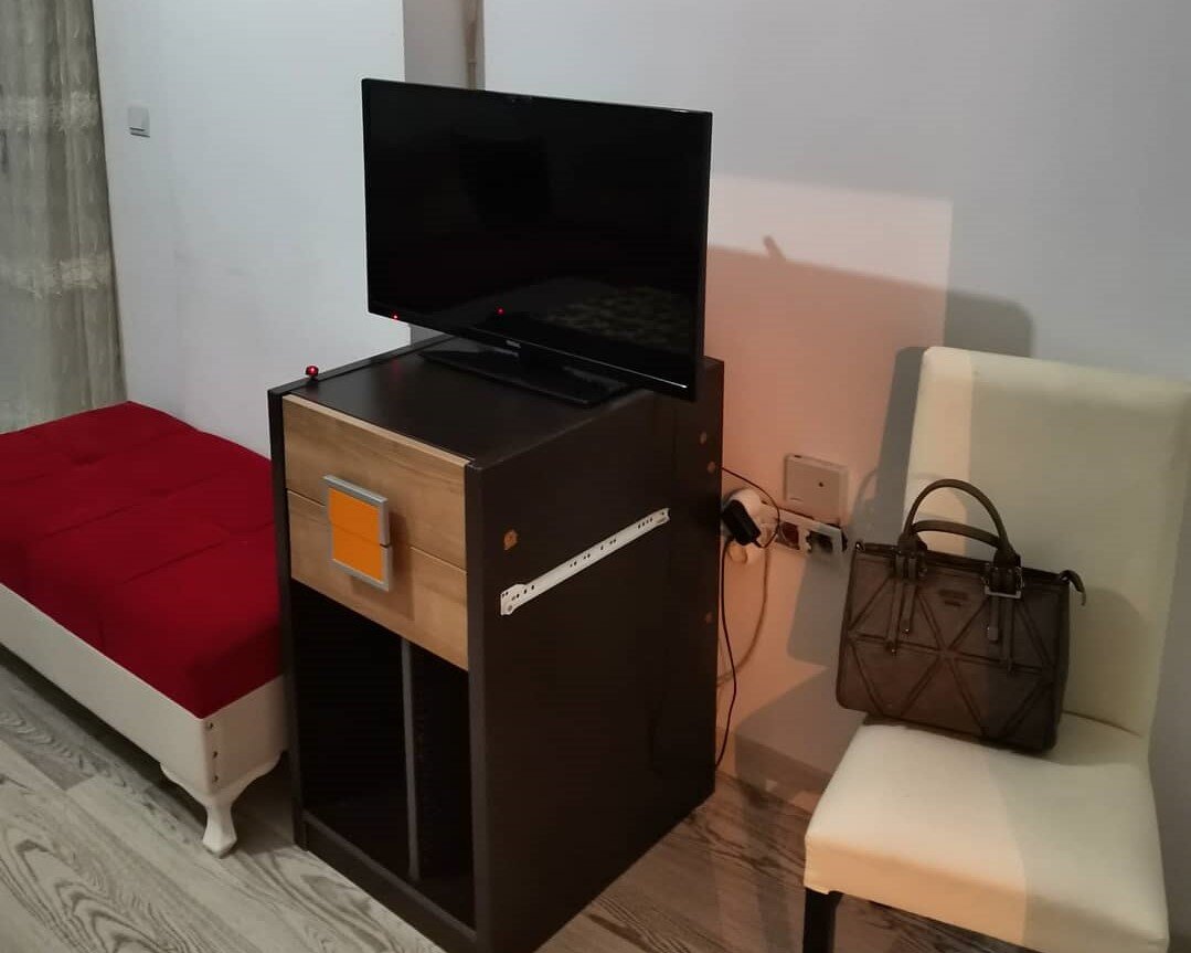 Здесь меня хотели поселить на полгода