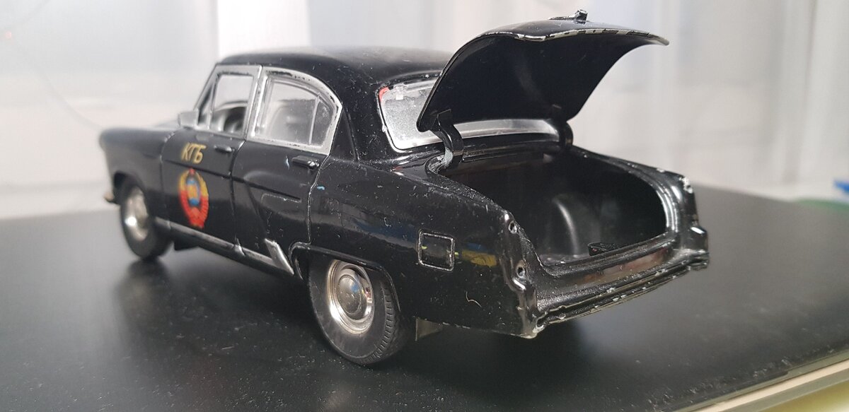 При открывании дверей раздаётся звуковой сигнал