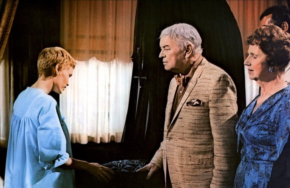 Кадр из фильма "Ребенок Розмари", 1968 г.