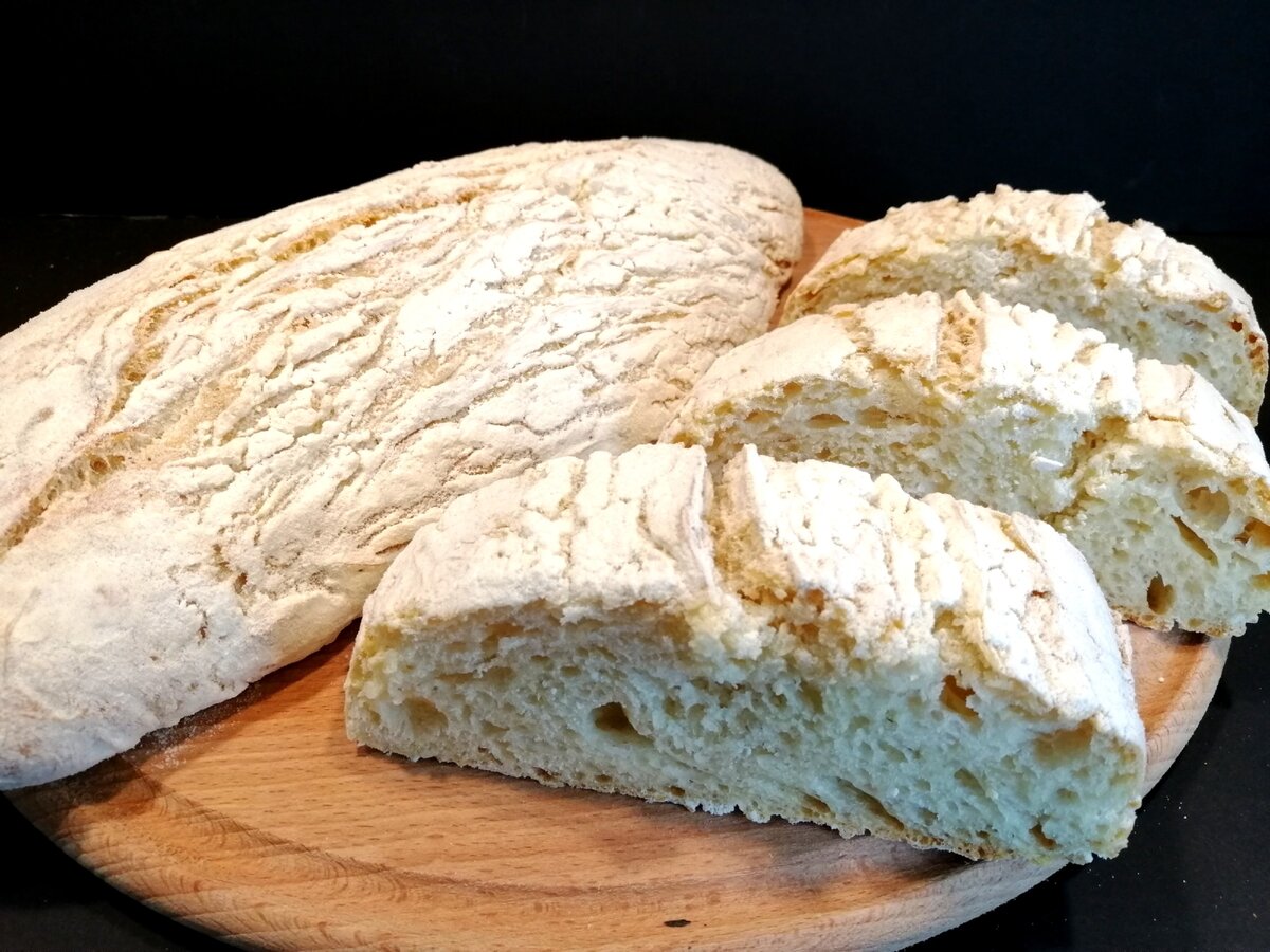 чиабатта сырная. чиабатта. чиабатта хлеб италия. чиабатта тесто. чиабатта рецепт в духовке в домашних.