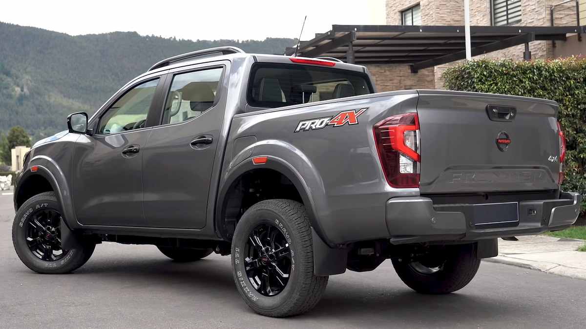 Nissan Frontier Pro 4x
