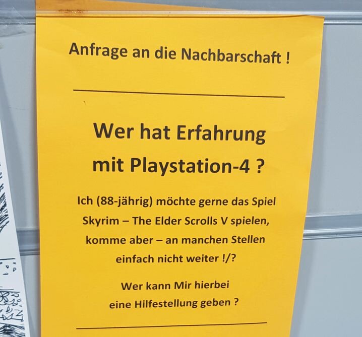 У какого есть опыт работы с PlayStation 4 ? - Так выглядит объявление Клауса-Юргена Лангера. фото Матиас Крайнбрик 