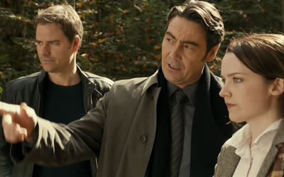 Жан-Ги Бовуар, Арман Гамаш и Иветт Николь. Кадр из фильма "Тайна Трех Сосен"