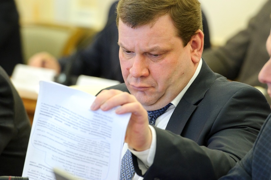В этом году все решения принимаются исключительно на заседаниях областного штаба «Единой России», где столицу Урала представляет только Дмитрий Ноженко.Фото: Владимир Жабриков/URA.RU/ТАСС