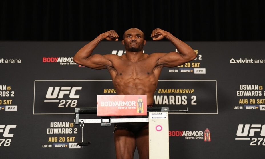     Камару Усман был в шаге от рекорда по победам в UFC подряд. Фото: UFC Russia