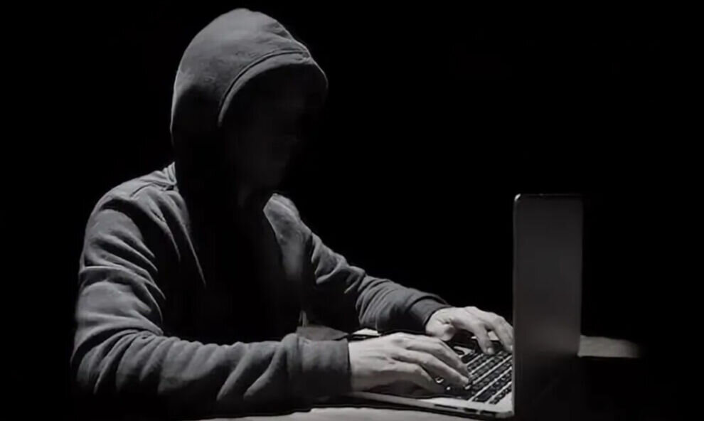    Жительница Краснодара вымогала у ямальца деньги, угрожая слить в интернет его интимные фото