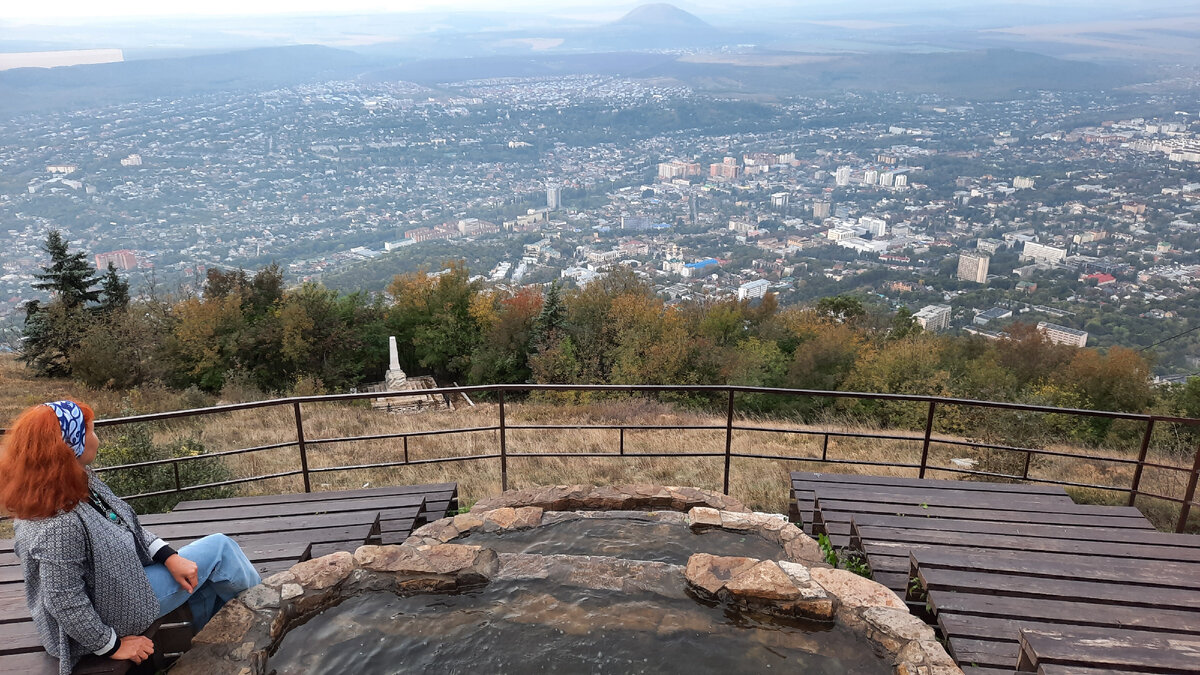 Вид на Пятигорск с Машука