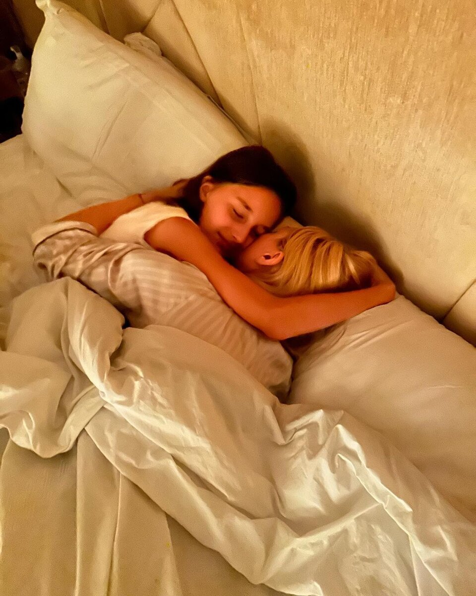    Кристина Орбакайте воссоединилась с дочерьюСоцсети Кристины Орбакайте