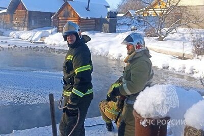   Спасение уток в Нижегородской области ©ГУ МЧС России по Нижегородской области Фото