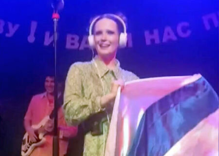    Монеточку просят признать иноагентом и конфисковать имущество за предательство России