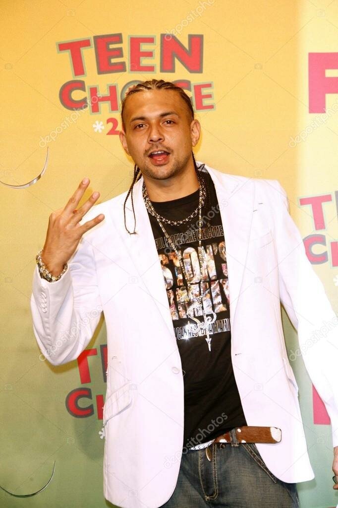 Sean Paul like a boss. Агрессивная мода тогда была, и никто её не стеснялся. 