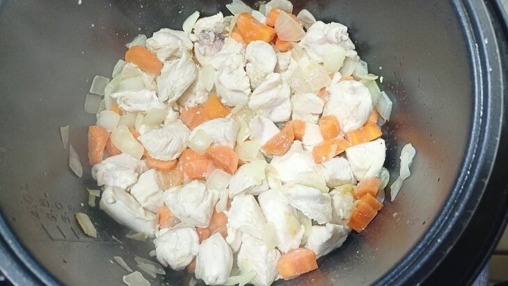 Рецепт приготовления Куриный суп-пюре в мультиварке, учимся готовить Куриный суп-пюре в мультиварке