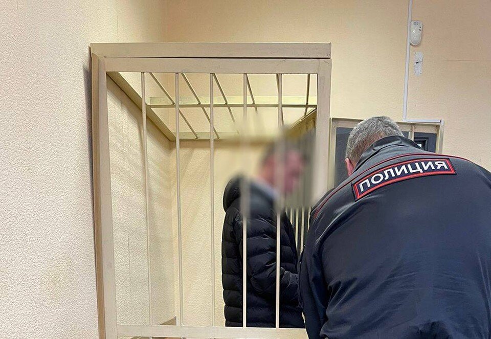     Суд избрал меру пресечения в виде заключения фигурантов уголовного дела под стражу.  СУ СК России по Приморскому краю