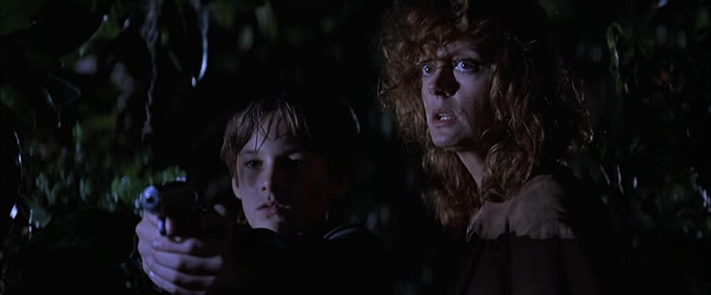 Кадр из фильма The Client. Режиссер: Джоэл Шумахер. Оператор: Тони Пирс-Робертс. Производство: Alcor Films, Regency Television, Warner Bros. Показ в России: Гемини