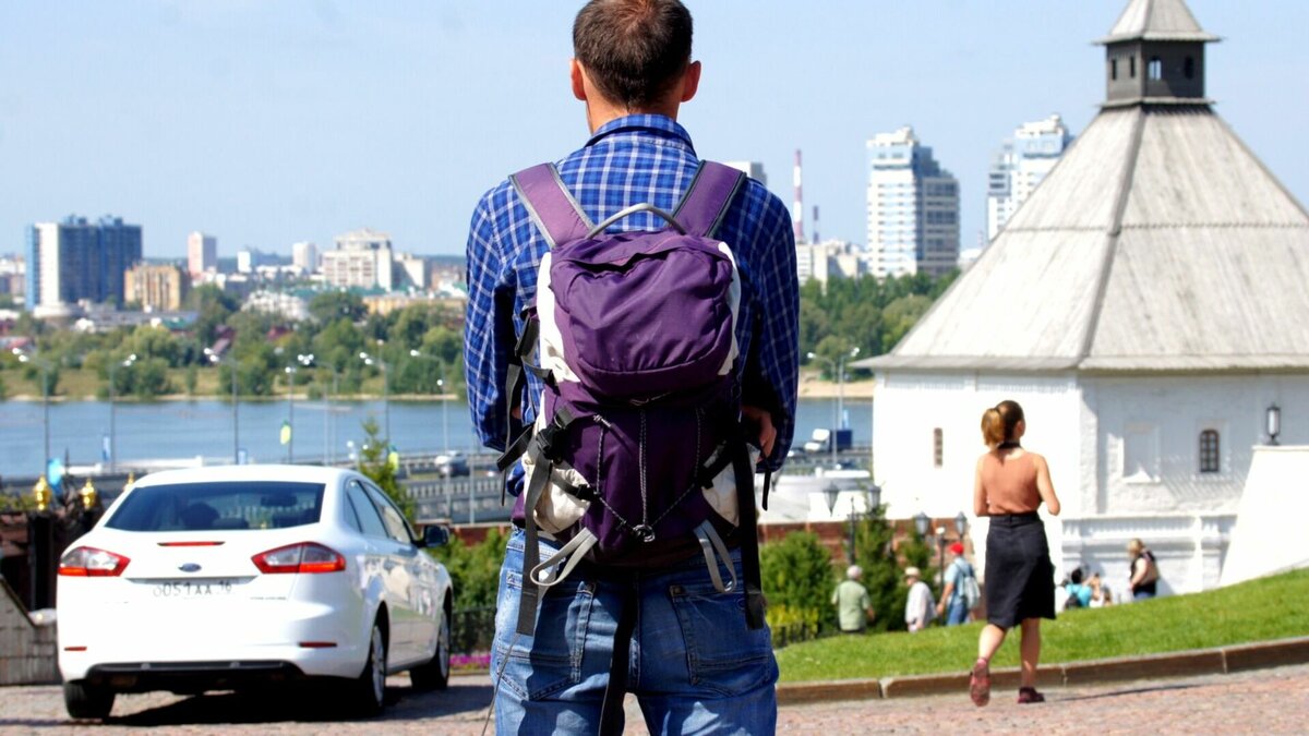     Нижний Новгород вошел в список городов, куда отправляются совместить деловую поездку с мини-отпуском. Об этом сообщает МТС Travel.