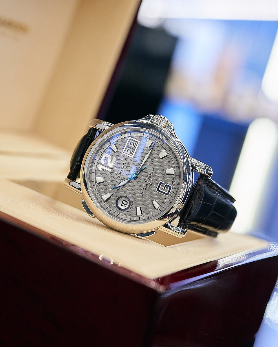 Ulysse Nardin Dual Time GMT Big Date 316