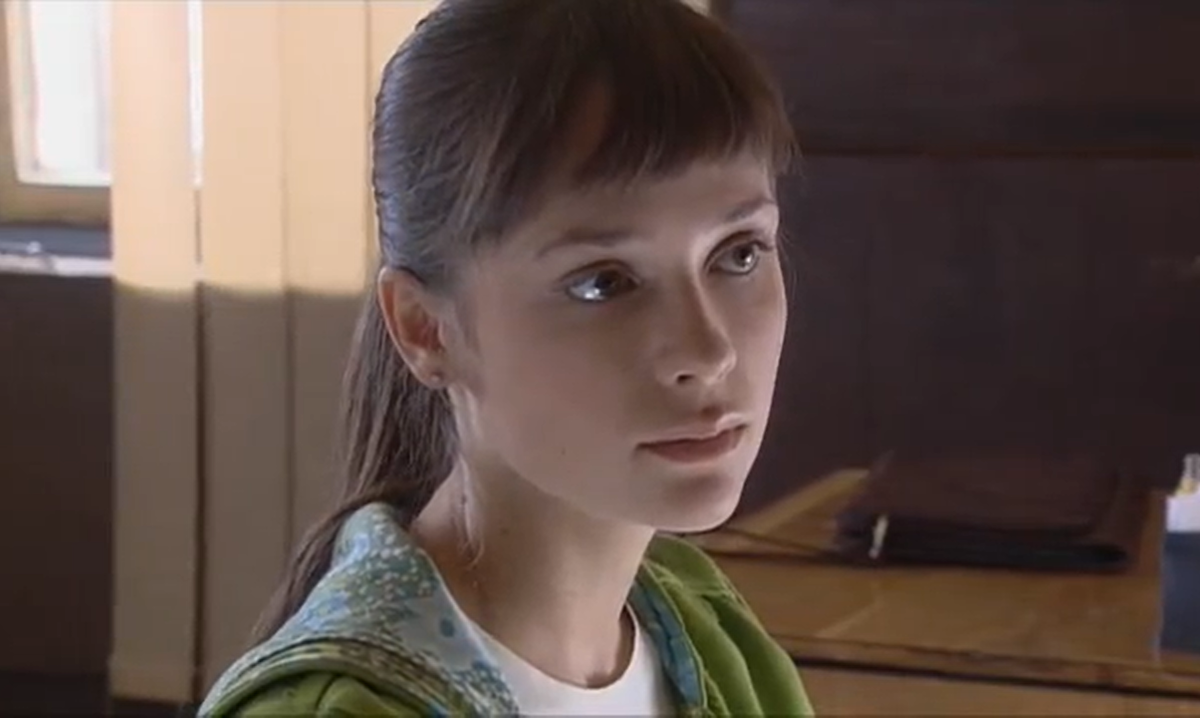 Кадр из кинофильма "Белая ночь, нежная ночь", 2008 г., режиссер Виктор Мережко, сценарист Семен Малков, композитор Дмитрий Смирнов (скриншот)