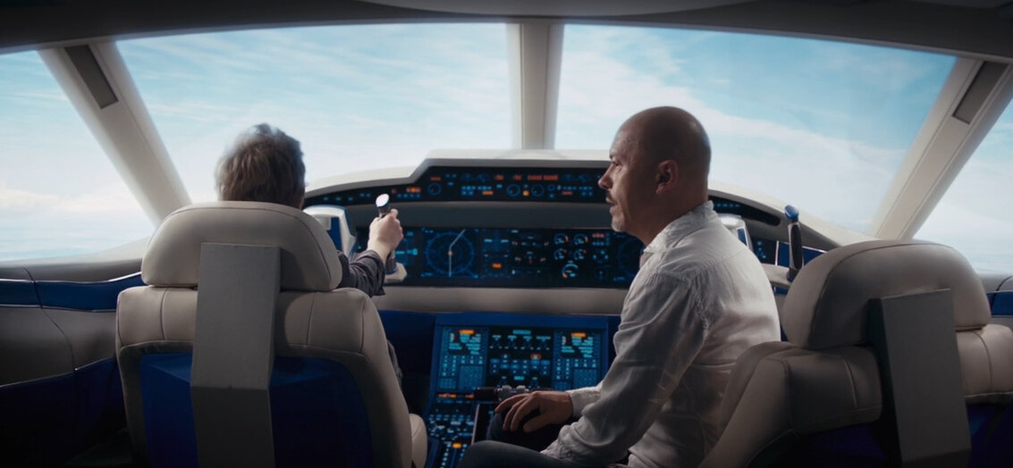 Кадр из кинофильма "Призрак", 2015 г., режиссер Александр Войтинский, сценаристы Олег Маловичко, Андрей Золотарев, caxap.1kg, композиторы Иван Бурляев, Максим Кошеваров. Скриншот кадра для иллюстрации