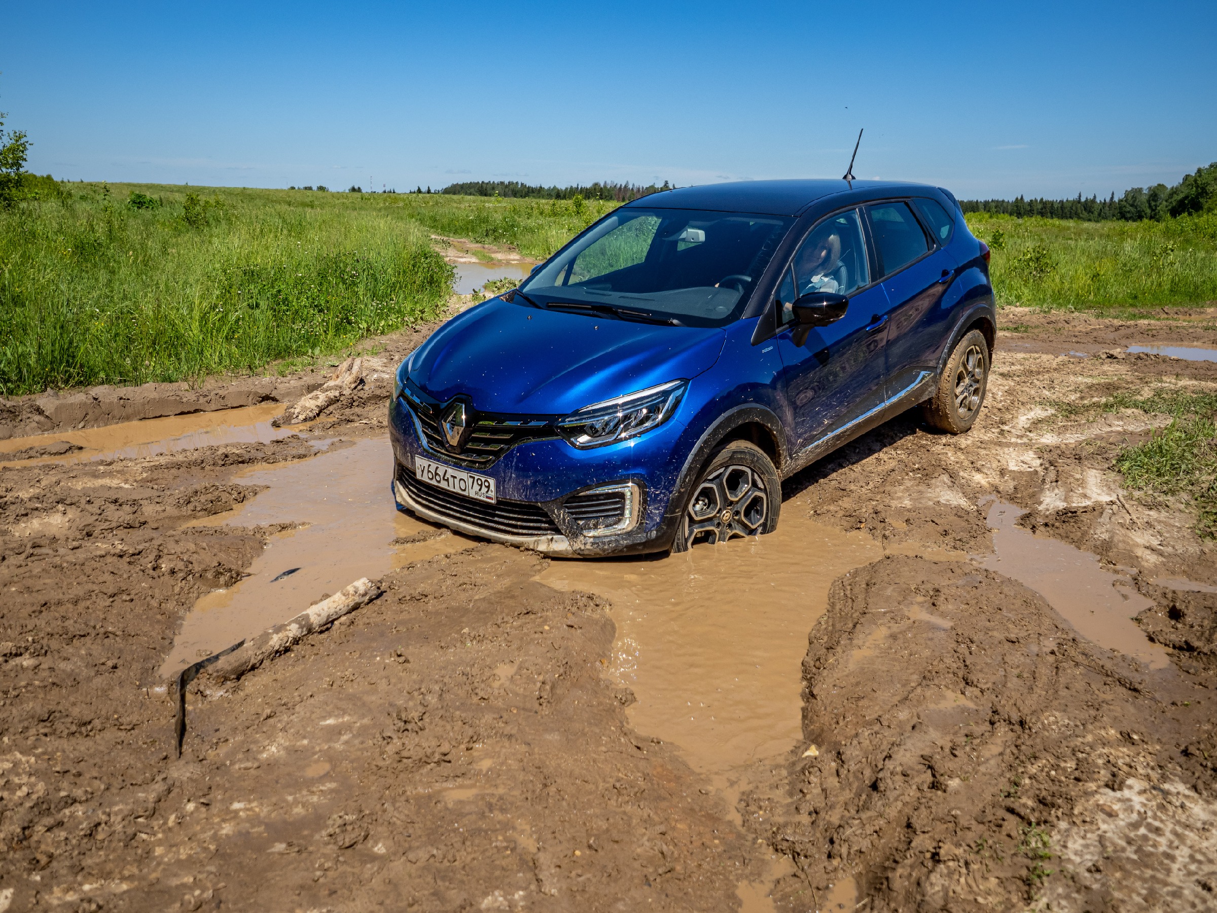 Рено каптур 1.3 турбо. Renault Captur синий. Рено Каптур 2020 синий. Renault Captur 2021 синий. Reno Каптюр 2020 синий.