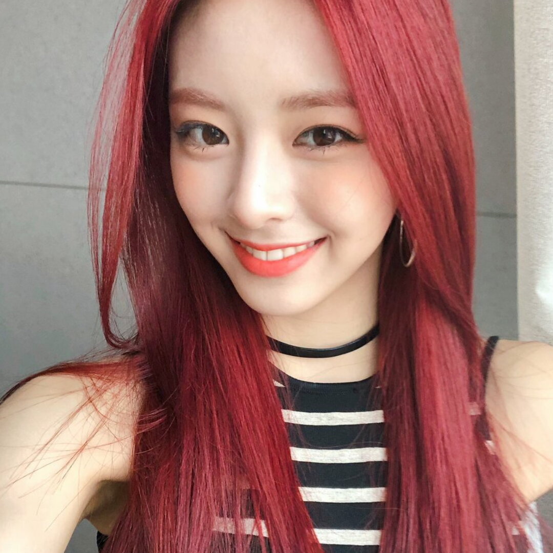 Юна (Yuna) из ITZY 