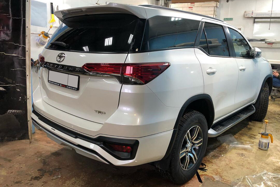 Toyota Fortuner, фото: njcar.ru