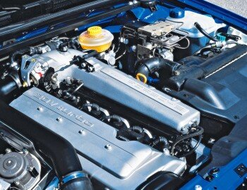 Двигатель Audi RS2 (фото с сайта www.autowp.ru)