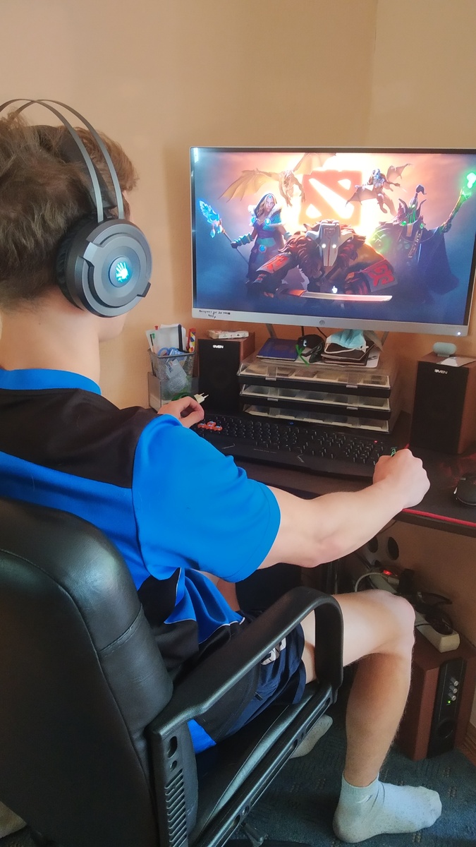 5 лет играл в доту, не лучший опыт, который я мог получить(