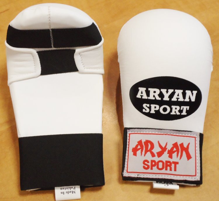 Накладки на руки карате WKC Aryan Sport ARS 295